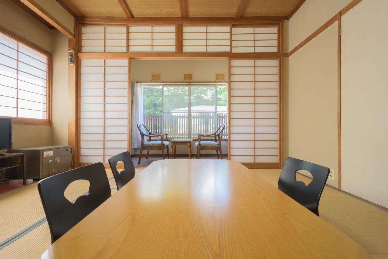 ホテル Shibu Onsen Kadoya 山ノ内町 エクステリア 写真